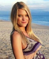 PHOTOS Expectant mother of twins Abbey Wilson shows off baby bump, talks pregnancy eating habits