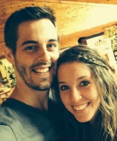 Is 19 Kids’ Jill Dillard getting a spin-off show with husband Derick Dillard?