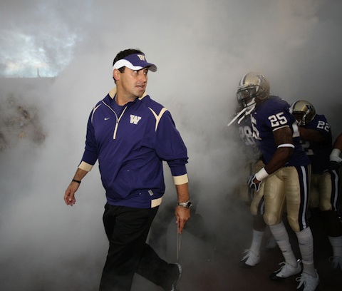 Sarkisian Before taking over at USC, Steve Sarkisian was the head coach up the coast at the University of Washington.
