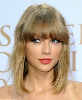 Who is Taylor Swift’s Bad Blood song about? Evidence points to Katy Perry