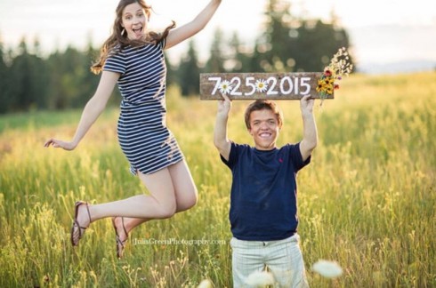 Zach Roloff and Tori Patton Engagement Picture - Wedding Date