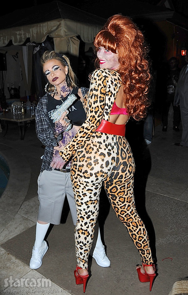 Photos Amber Roses Birthday Costume Party With Chris Brown Carmen Electra Karrueche Tran More 3714