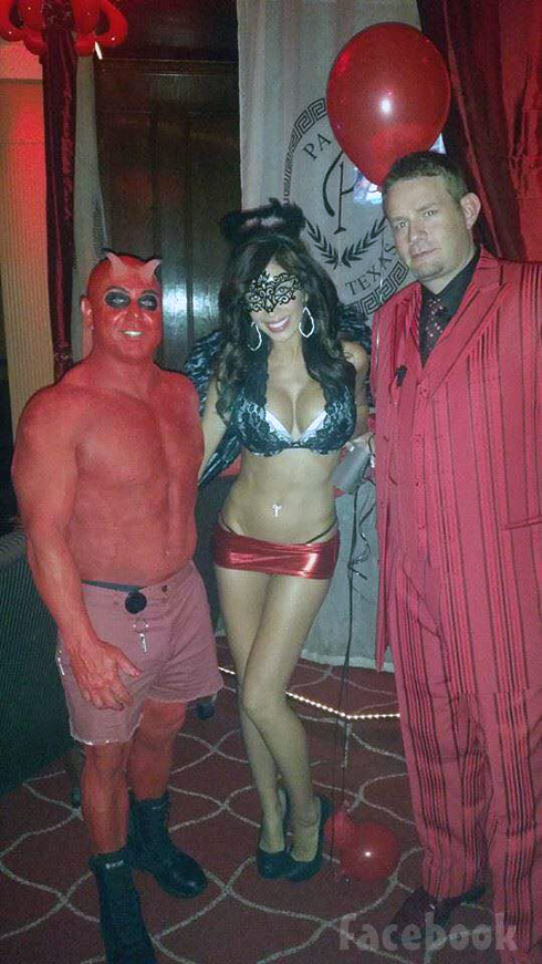 Farrah Abraham in a sexy Halloween costume hosting the Palazio strip club&a...