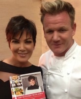 PHOTOS Kris Jenner caught Photoshopping Instagram picture — and benefits from it
