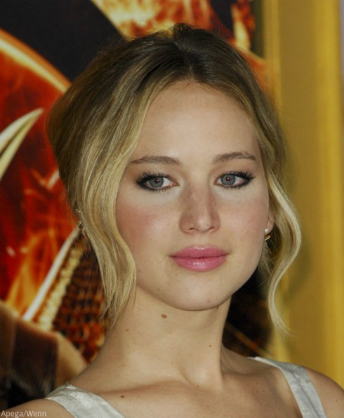 Jennifer Lawrence Has A Top 40 Song -- Listen To The Hanging Tree