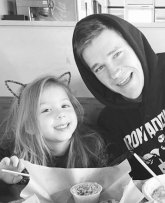 VIDEO Chelsea Houska’s boyfriend Cole DeBoer and Aubree get giggly together