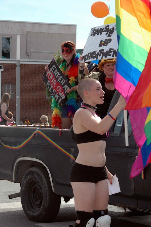 Cnn Anchor Thinks Sex Toy Banner Is Isis Flag At Pride Parade