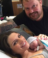 Singer Randy Rogers’ baby girl passed away at six days old