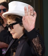 Was there a Hillary Clinton affair? Did Hillary Clinton have an affair with Yoko Ono?