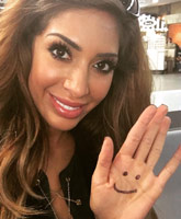 Farrah Abraham announces she is adopting a child