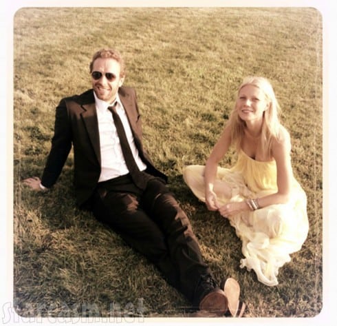 Gwyneth-Paltrow-and-Chris-Martin-Split-490x473