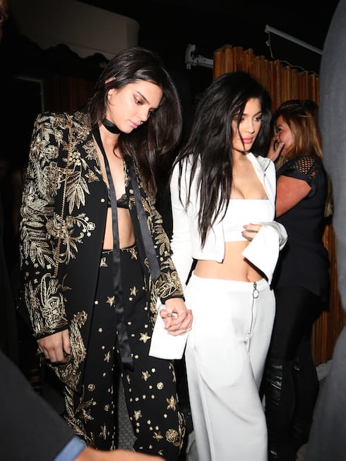 Kendall And Kylie Jenner S Net Worth Expected To Reach 500 Million Thanks To Skimpy Swimwear Starcasm Net