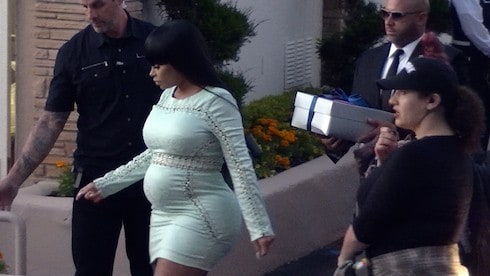 A heavily pregnant Blac Chyna shows up with a gift to Grandma MJ's Birthday party and Rob Kardashian is nowhere to be seen.