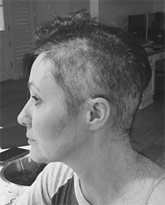 PHOTOS 90210 star Shannen Doherty shaves head while battling cancer
