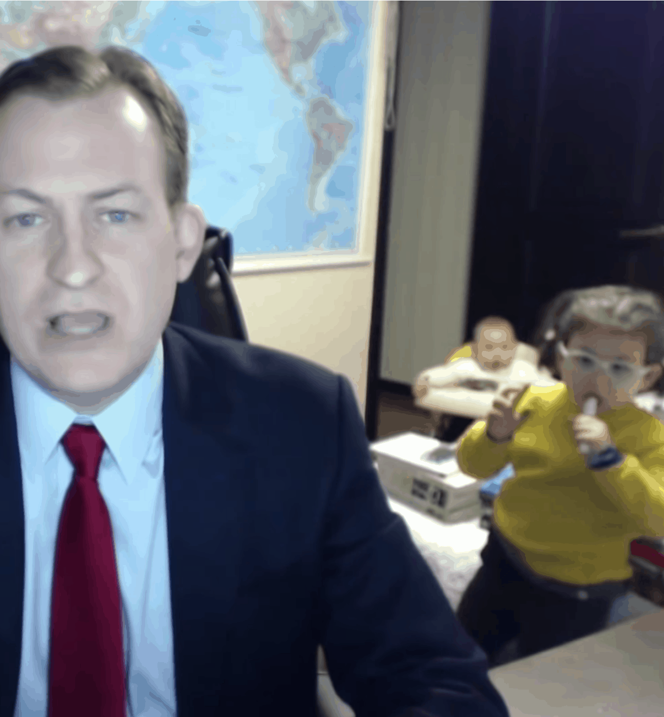VIDEO A professor’s televised BBC interview was crashed by his kids