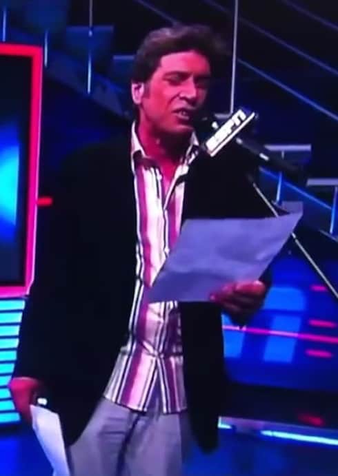 Who does the voiceovers for SportsCenter? How much does he make?