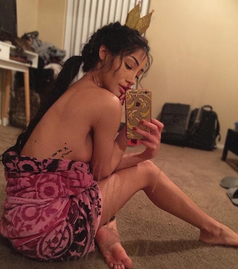 LINKS! Jeana Turner bikini gallery, Clooney does diapers, Cosby goes free…
