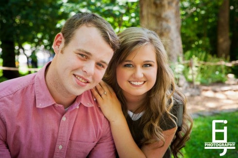 View More: http://elizabethjoyphoto.pass.us/joseph-duggar--kendra-caldwell-engagement-portraits-watermark