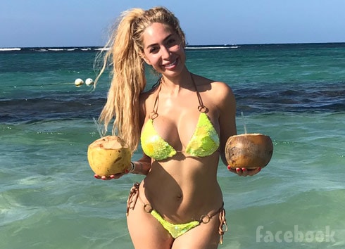 Farrah Abraham coconuts Jamaica