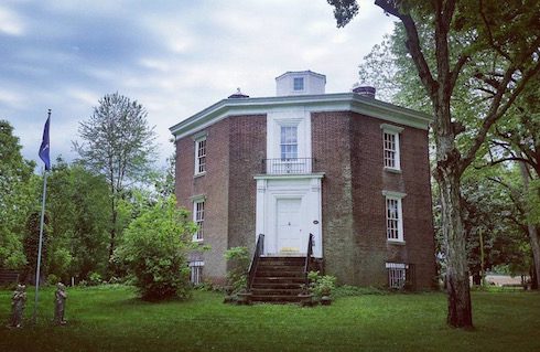Haunted Live Octagon Hall 3