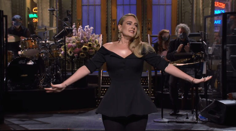 Adele hosts SNL 2