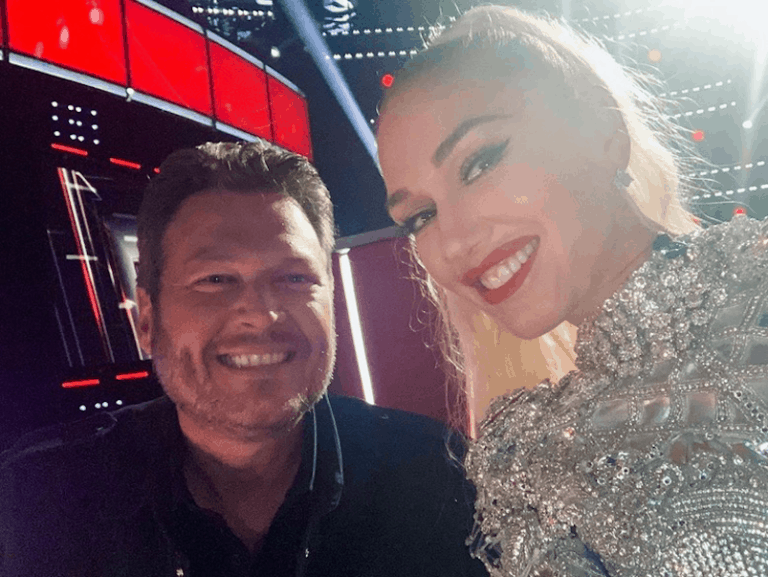 Gwen and Blake engaged 1