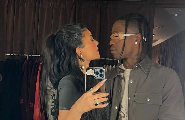 Kylie Jenner ditching mansion with Travis Scott for home near mom Kris Jenner