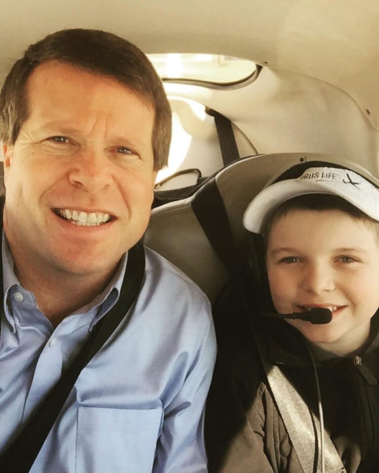 James Duggar shades sisters in Father’s Day tribute to Jim Bob