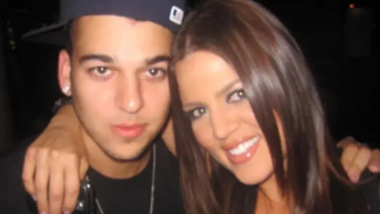 Rob Kardashian posts rare new photo on Khloe Kardashian’s birthday