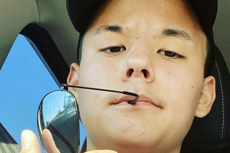 Collin Gosselin says Kate Gosselin took anger out on him; made him eat, play separate from siblings