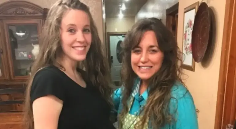 19 KIDS AND COUNTING Jill Dillard shades mom Michelle Duggar on her birthday