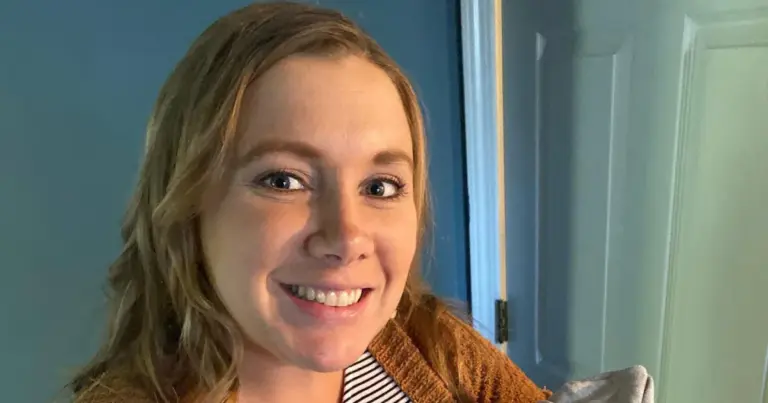 Anna Duggar spotted with Michelle Duggar in rare sighting after blow out fight with Jim Bob