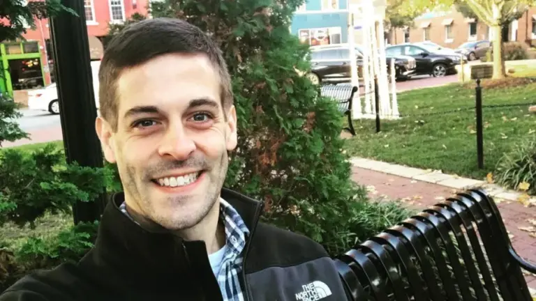 Derick Dillard taunts Jim Bob Duggar: Jill is debt free thanks to scathing memoir