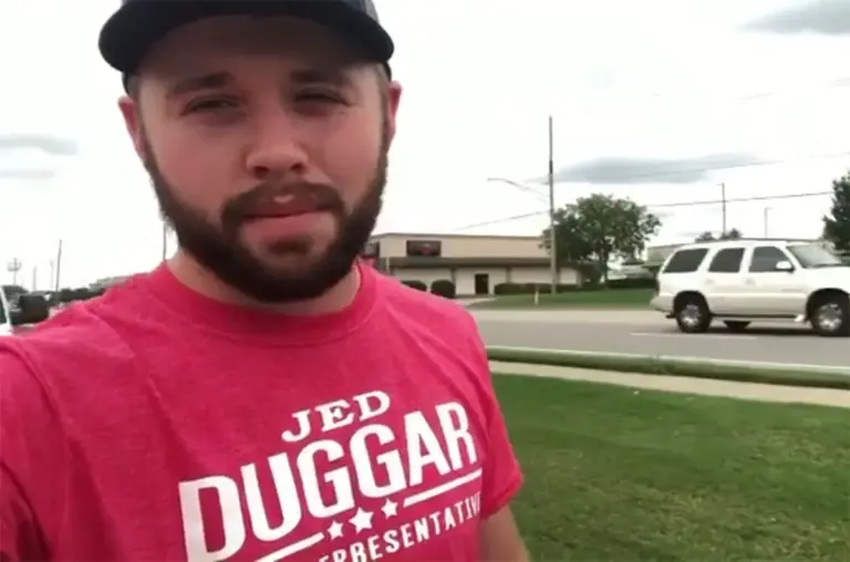 19 KIDS AND COUNTING Jason Duggar sparks courtship rumors with multiple women